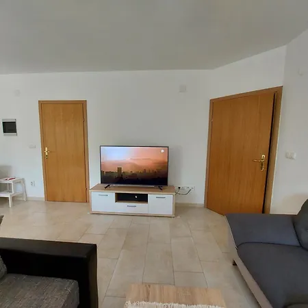 Ciprijan Apartman Ražanac