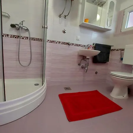 Apartment Ciprijan *