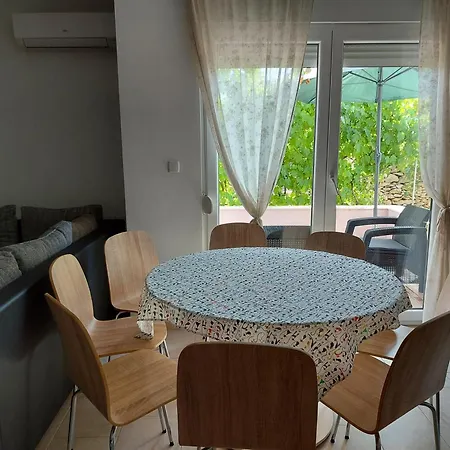 Ciprijan Apartment
